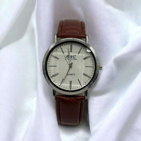 Analogue Watch (Men's Leather Strap)